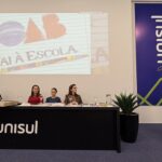 CDL Palhoça apoia encerramento do projeto “OAB Vai à Escola” e premia aluno vencedor do concurso de redação