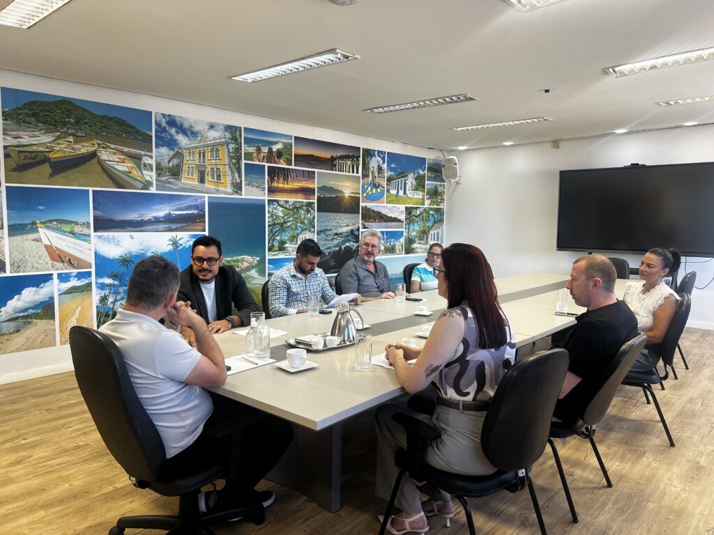 | Reunião entre CDL e Prefeitura traça metas para o desenvolvimento e infraestrutura