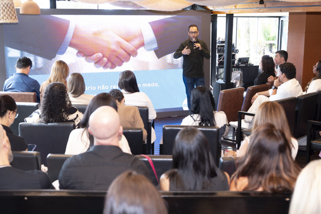 | CONNECT LEADER 2026 reúne lideranças em um dia intenso de conteúdo, conexões e experiências em Palhoça