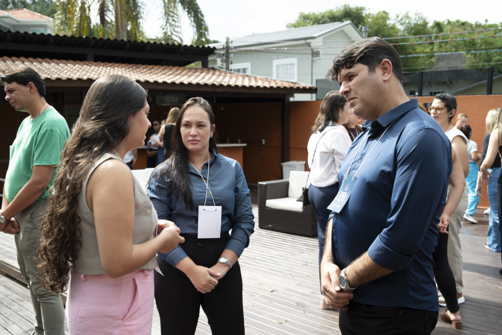| CONNECT LEADER 2026 reúne lideranças em um dia intenso de conteúdo, conexões e experiências em Palhoça