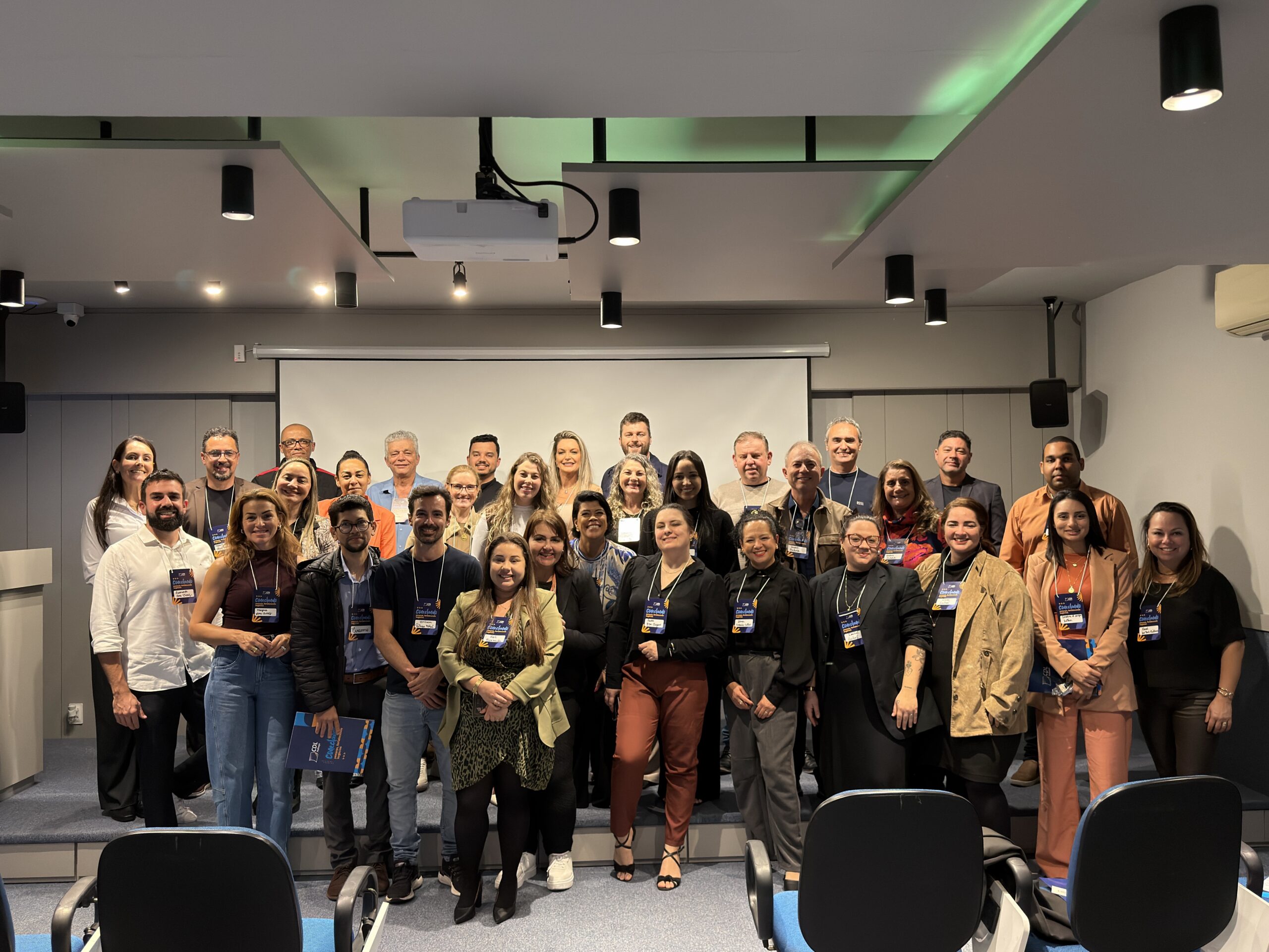 Happy Hour de Novos Associados fortalece conexões e apresenta a CDL Palhoça aos empresários
