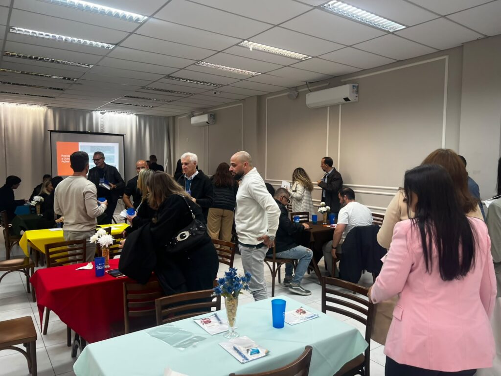 | PITCHzza do RACE reúne empresários para uma noite de networking, conexões e integração na CDL Palhoça